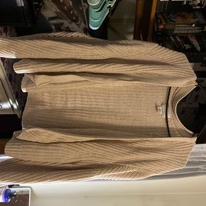 I’m selling this knit cardigan very light weight goes with everything